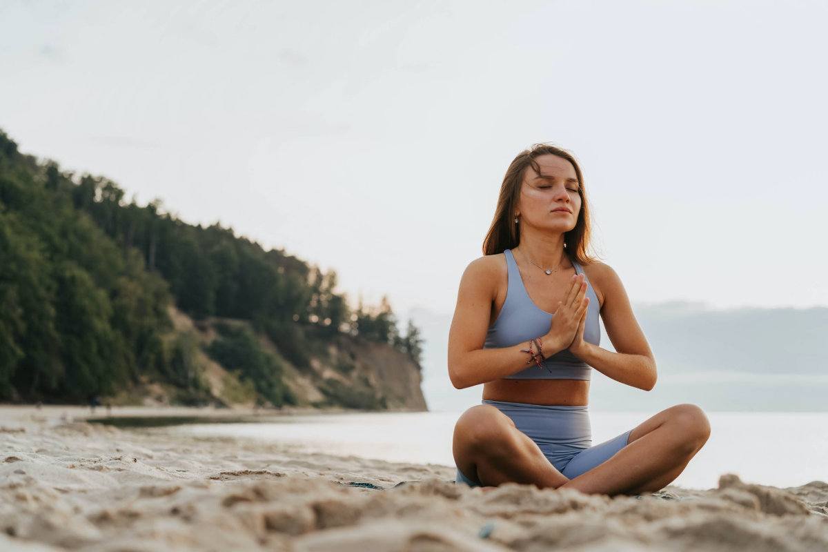 yoga on the kiteboarding beach