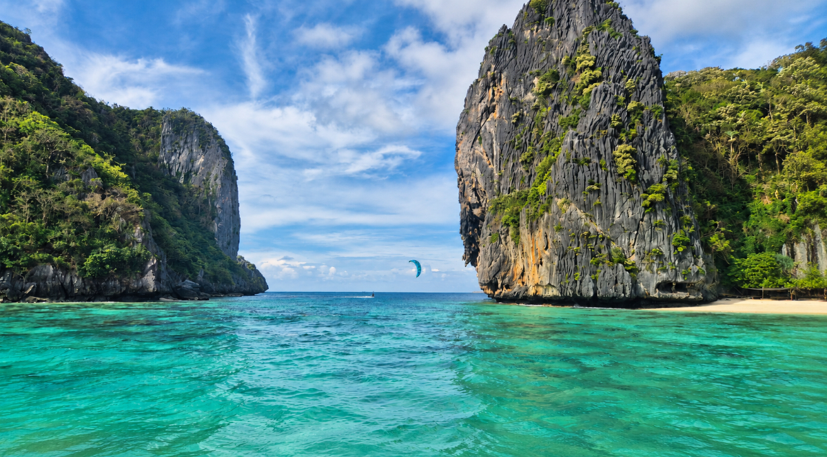 Kitesurfing in Palawan Philippines
