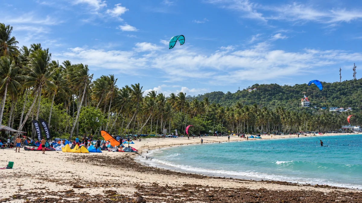 Boracay Bullabog Kitesurfing beach
