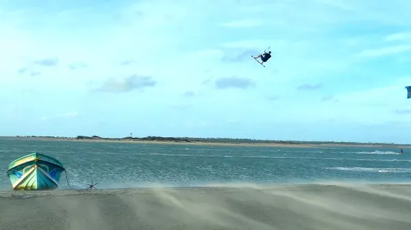 Adam's Bridge kitesurfing spot – beginner flat water