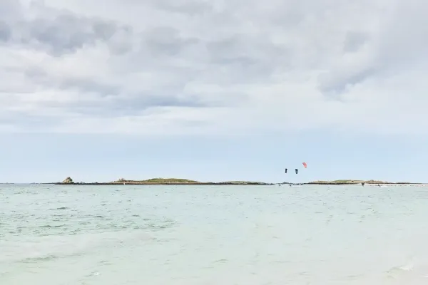 Sainte-Marguerite, Landeda kitesurfing spot – beginner flat water