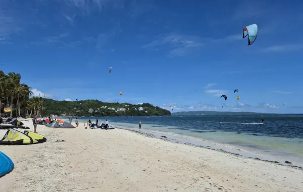 Boracay Bulabog Beach kitesurfing spot – beginner chop water