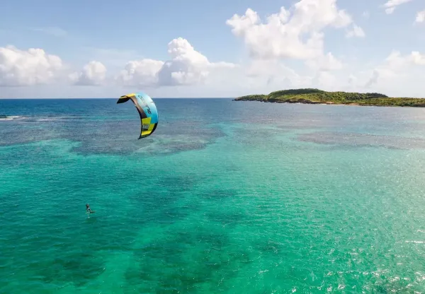 Victoria Beach kitesurfing spot – beginner chop water