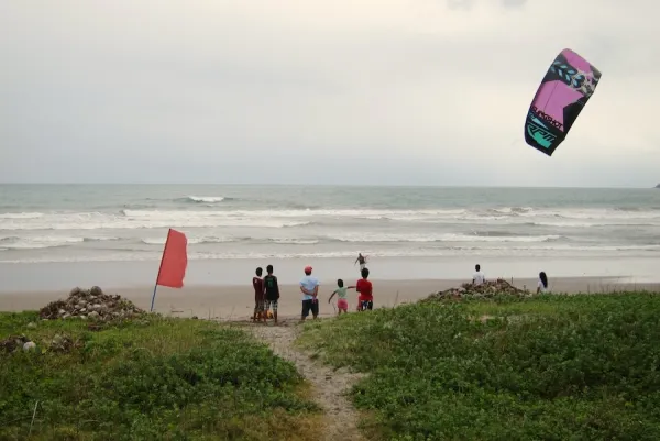 Bagasbas kitesurfing spot – beginner wave water