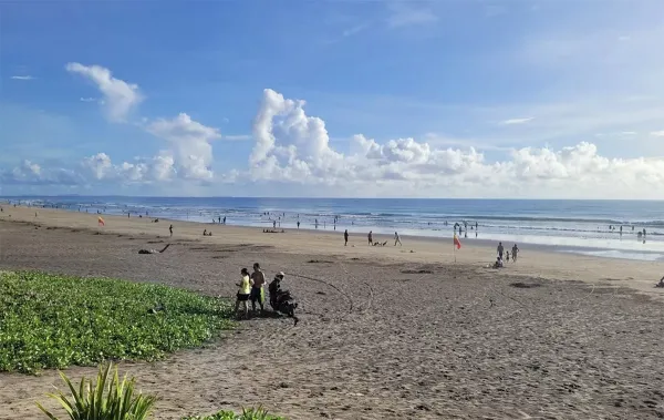Bagasbas kitesurfing spot – beginner wave water