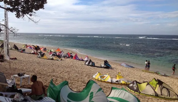 Kingfisher Resort Beach kitesurfing spot – intermediate wave water