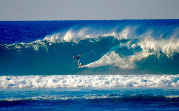 Kingfisher Resort Beach kitesurfing spot – intermediate wave water