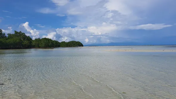 Emerald Playa Beach kitesurfing spot – beginner flat water