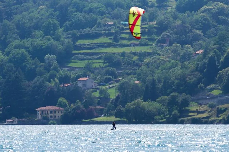 Lake Como - Colico kitesurfing spot – beginner chop water