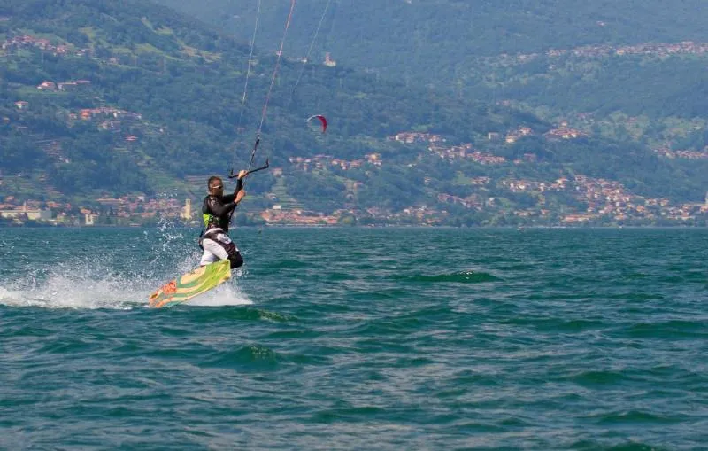 Lake Como - Colico kitesurfing spot – beginner chop water