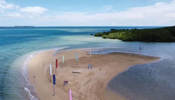 Honda Bay Islands kitesurfing spot – beginner flat water