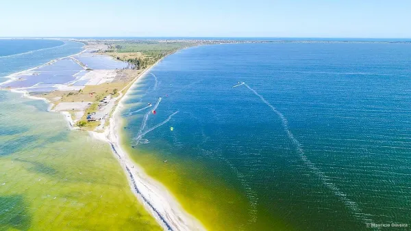 Ponta da Alcaira kitesurfing spot – beginner flat water