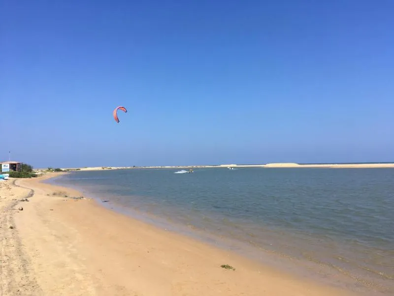 Kalpitiya Small Lagoon kitesurfing spot – beginner flat water