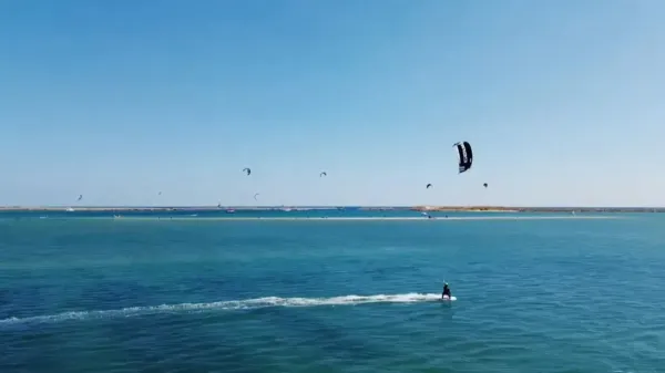 Alvor Lagoon kitesurfing spot – beginner flat water