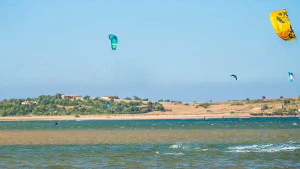 Alvor Lagoon kitesurfing spot – beginner flat water