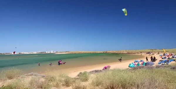 Alvor Lagoon kitesurfing spot – beginner flat water