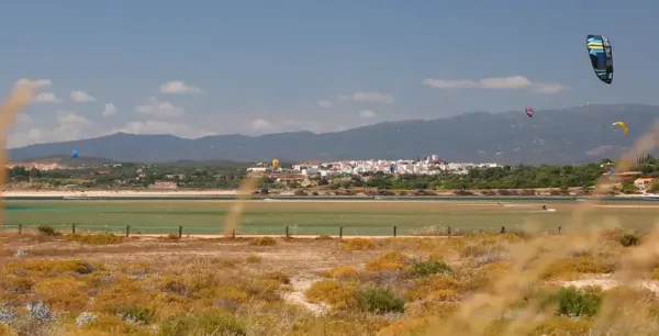 Alvor Lagoon kitesurfing spot – beginner flat water