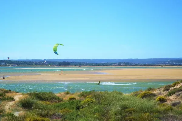 Alvor Lagoon kitesurfing spot – beginner flat water