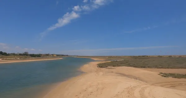 Cabanas de Tavira kitesurfing spot – beginner flat water