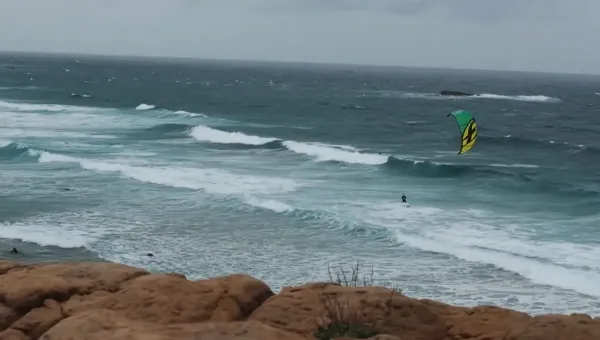 Praia do Amado kitesurfing spot – intermediate wave water