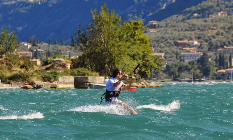 Lake Garda North kitesurfing spot – beginner chop water