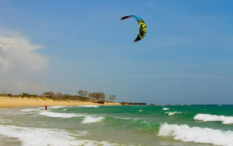 Mecufi kitesurfing spot – intermediate wave water
