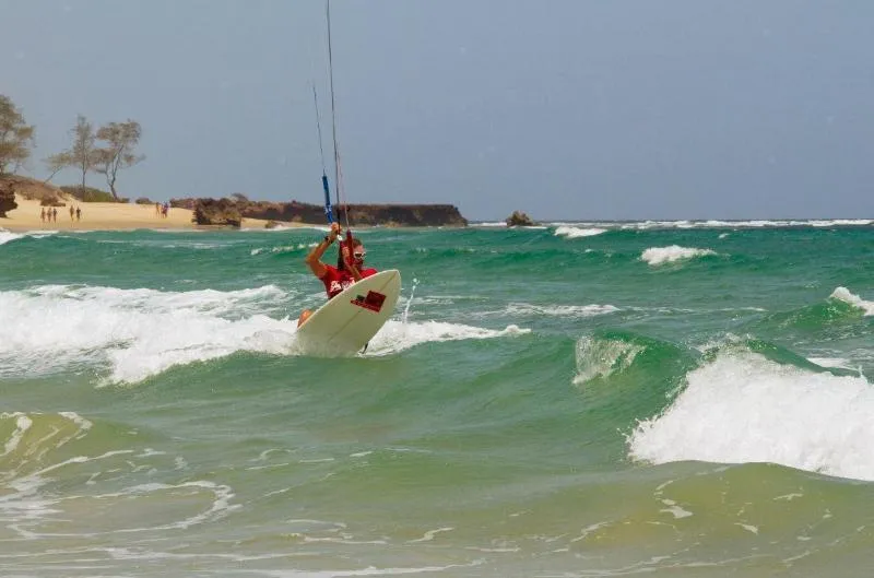 Mecufi kitesurfing spot – intermediate wave water