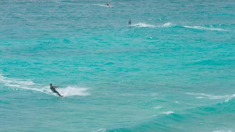 Silver Sands kitesurfing spot – intermediate wave water
