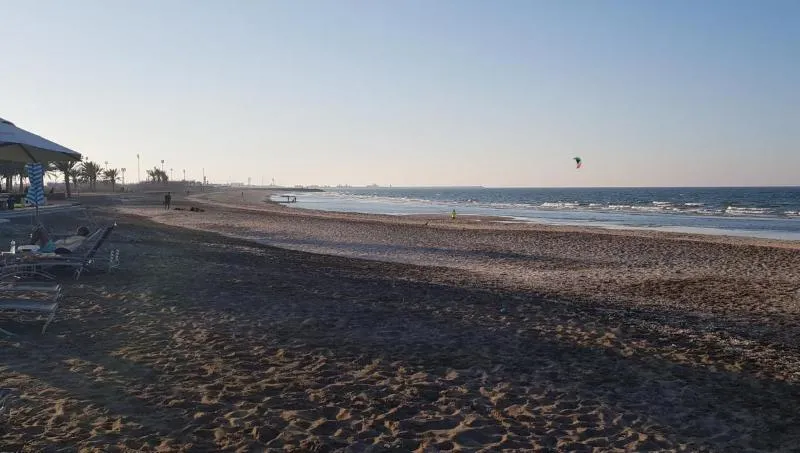 Wudam As Sahil kitesurfing spot – beginner chop water