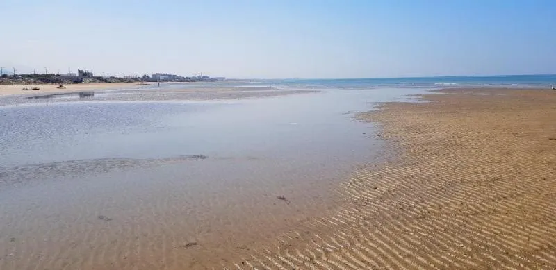 Qurum Beach Muscat kitesurfing spot – beginner chop water
