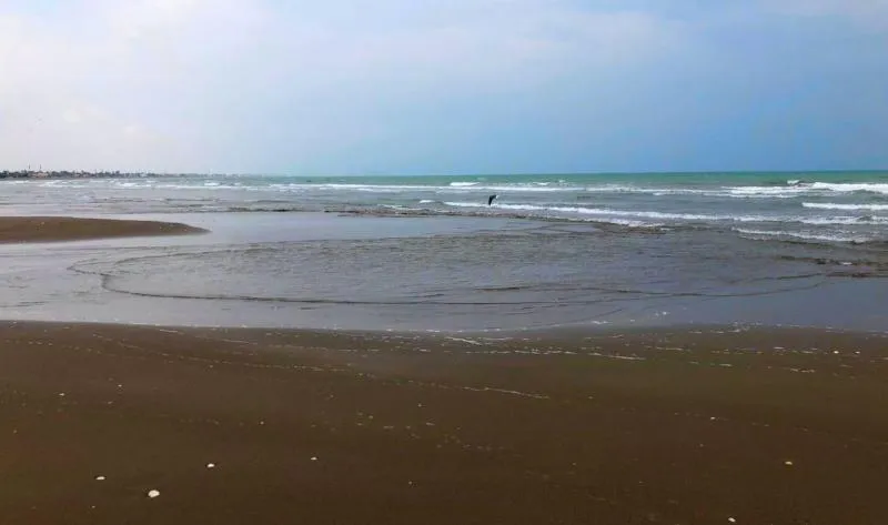 Sohar Eye kitesurfing spot – beginner chop water