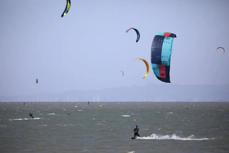 3rd Ave kitesurfing spot – intermediate chop water