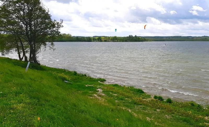 Vievis kitesurfing spot – intermediate chop water
