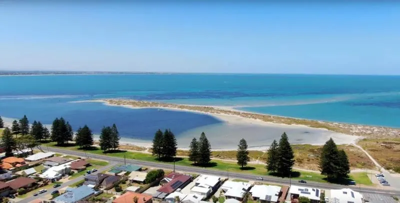 The Pond - Safety Bay kitesurfing spot – beginner flat water