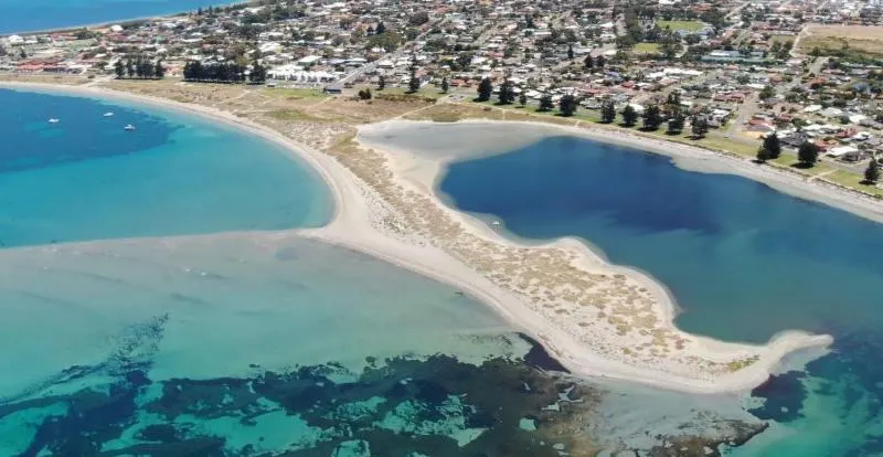 The Pond - Safety Bay kitesurfing spot – beginner flat water