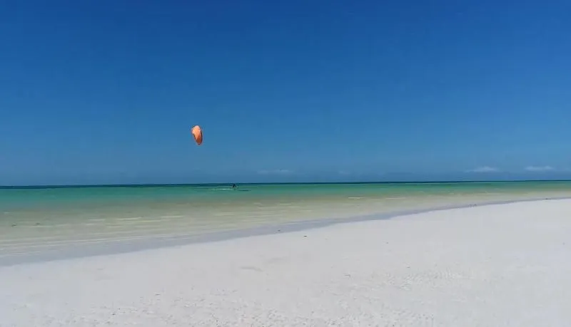 Holbox Sand Bank kitesurfing spot – beginner flat water