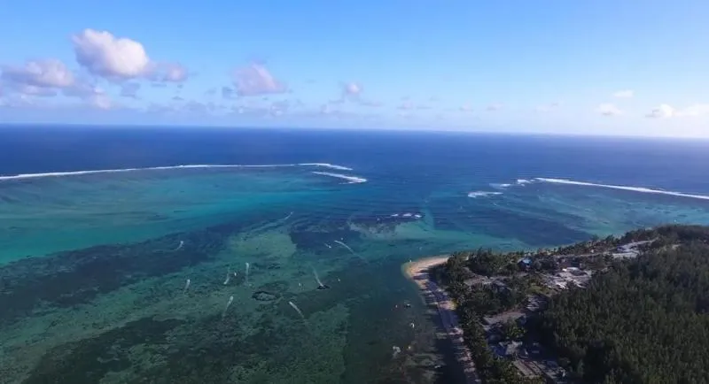 Le Morne kitesurfing spot – beginner wave water