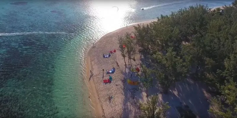 Le Morne kitesurfing spot – beginner wave water