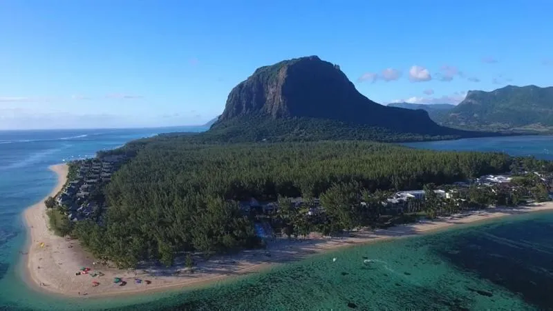 Le Morne kitesurfing spot – beginner wave water
