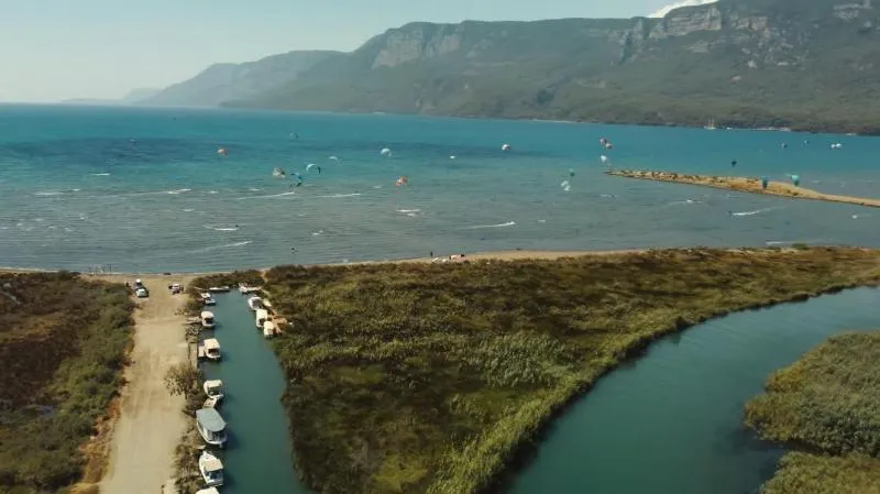 Akyaka kitesurfing spot – beginner flat water