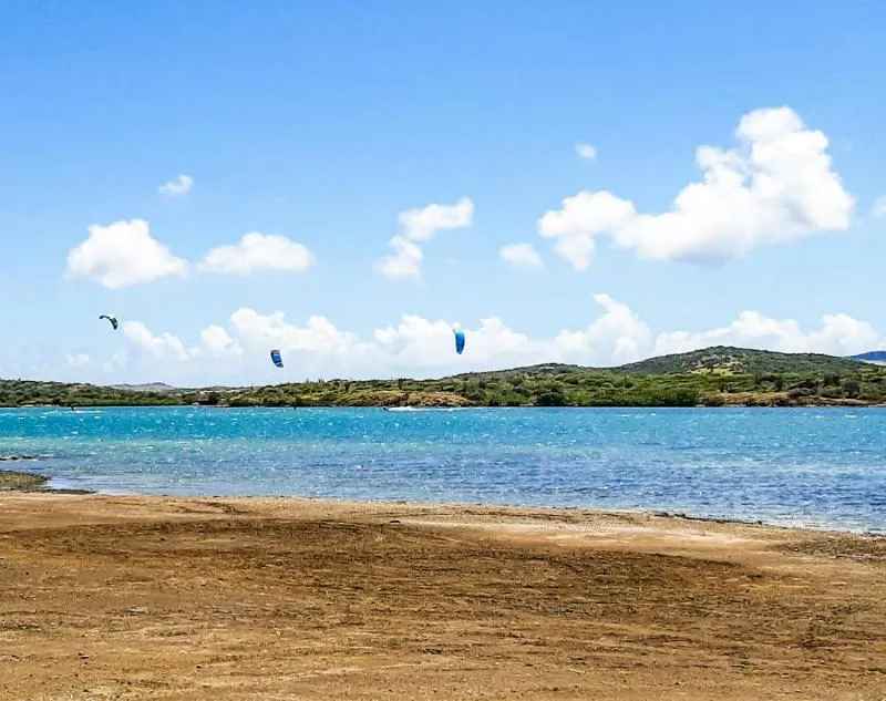 Sint Joris Baai kitesurfing spot – beginner flat water
