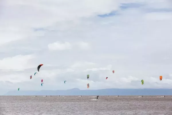 Kampot Bay Beach kitesurfing spot – beginner flat water