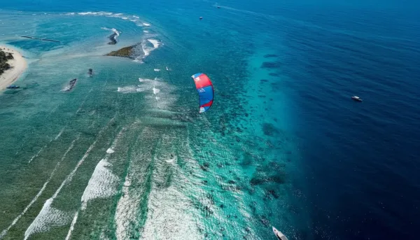 kitesurfing in Gili Air