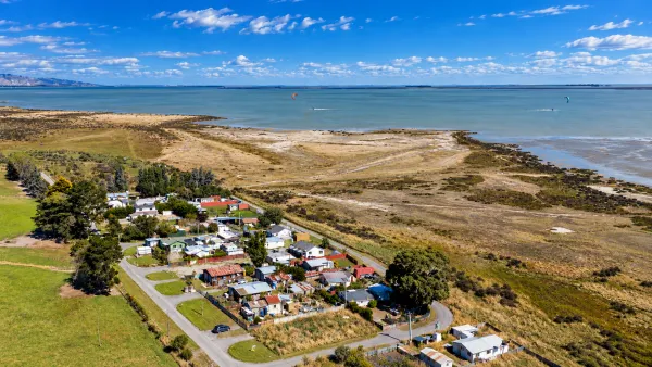 Kitesurfing in Greenpark Huts
