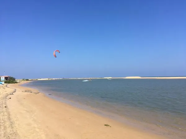 kitesurfing in Kalpitiya Small Lagoon