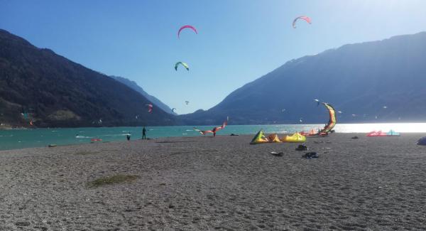 kitesurfing in Lago di Santa Croce