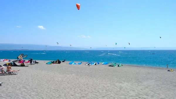 kitesurfing in Gizzeria Lido