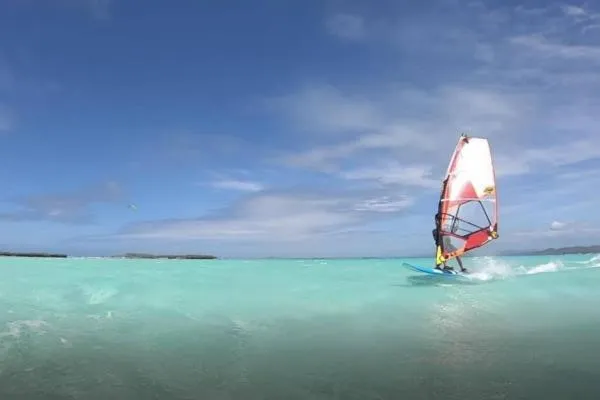 kitesurfing in Emerald Sea