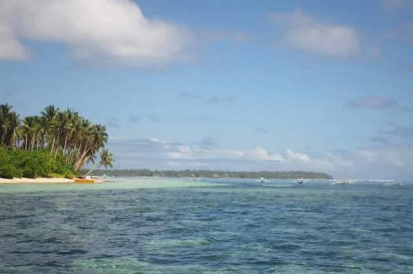 kitesurfing in General Luna