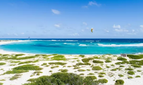 kitesurfing in Boca Grandi Beach